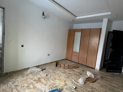 Very Sharp Room Shared Apartment