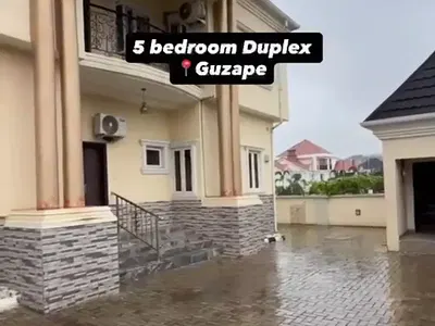 Newly Built 5 Bedroom Semi-Detached Duplex with 2 Rooms BQ