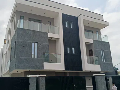 4 Bedroom Terraced Duplex
