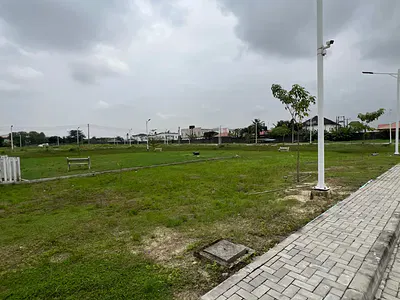 Dry Service Plots in a Serviced Estate