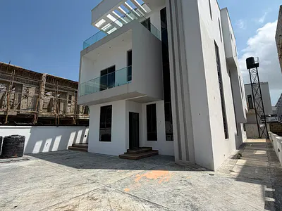 Luxury 5-Bedroom Fully Detached Duplex