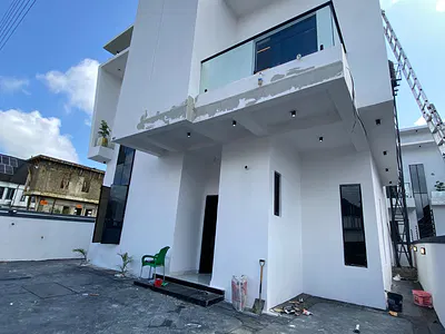 Luxurious 4 Bedroom Fully Detached Duplex + BQ