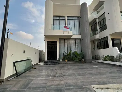 Exquisite Newly Built 5 Bedroom Fully Detached Duplex with BQ