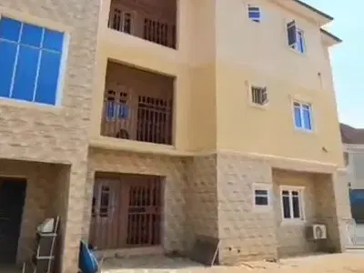 3 Bedroom Block of Block Close to a Tarred Road