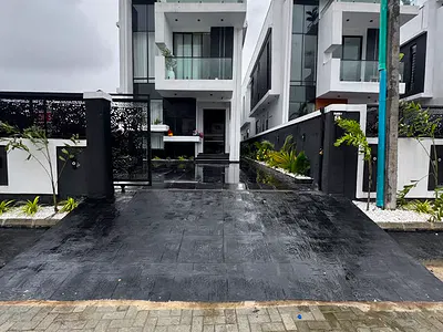 Aesthetically Pleasing 5 Bedroom Detach Duplex with Swimming Pool, BQ — Aesthetically Pleasing 5 Bedroom Detach Duplex with Swimming Pool, BQ, Ologolo, Lekki, Lagos