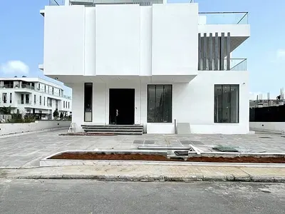 6bedroom Detached Property in Cowrie Creek Estate — Lekki, Lagos