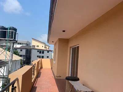 3 Bedroom Penthouse Executive Parlor Space Plus Big BQ in a Gated Es — Lekki, Lagos