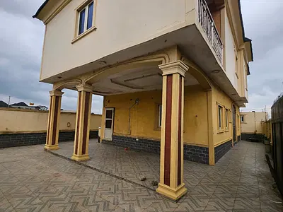 5 Bedroom Fully Detached Duplex with BQ with Water View by the Side — Magodo, Lagos