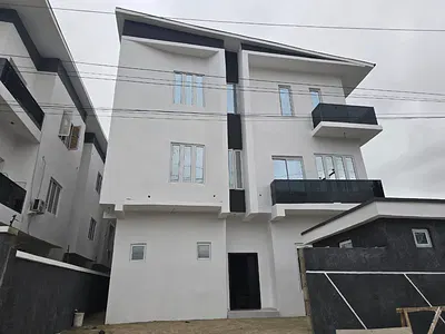Newly Built 2 Bedroom Flat — Main Lekki Phase 1, Lekki Phase 1, Lekki, Lagos