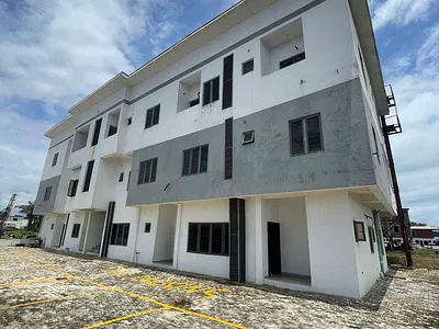 Clean 3bedroom Terrace Duplex — Lekki, Lagos