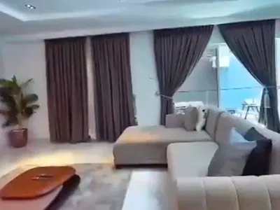 3 Bedroom Pool Gym Balcony 24/7 Security Housekeeping — Victoria Island (VI), Lagos