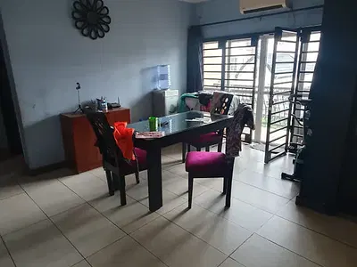 A Superb Lovely Spacious 3 Bedroom Flat Ensuite — Off University Road, Saint Agnes, Yaba, Lagos