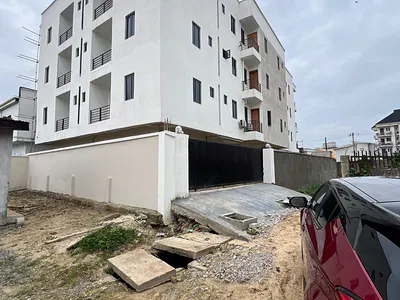 Contemporary 1 Bedroom Apartment — Lekki, Lagos