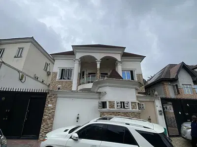 A Block of 4 Bedroom Duplex, 1 Bedroom Flat & 2 Bedroom Maisonnette — Anibaloye Estate, Anthony, Maryland, Lagos