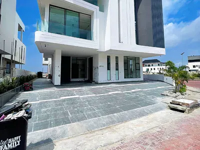 Luxury 6 Bedroom Detached Duplex with a Pool, Cinema, Office Space — Osapa, Lekki, Lagos