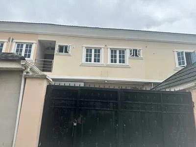 Well Maintained 4 Bedroom Semi-Detached Duplex Plus BQ — Ladele Street, Ikate, Itire-Ikate, Surulere, Lagos