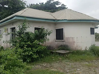 Distress 3 Bedrooms Detached Bungalow House — Badore, Ajah, Lagos