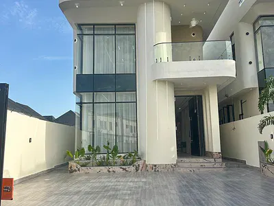5 Bedroom Detached Duplex + BQ — Lekki, Lagos