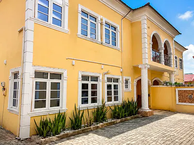 3 Bedroom Commercial Property — Lekki Phase 1, Lekki, Lagos