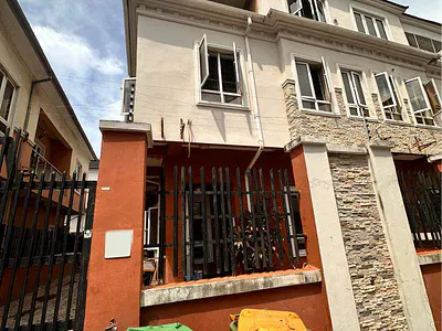 5 Bedrooms Semi-Detached Duplex with 1 Room B.Q — Bridge Gate/Harmony Estate, Agungi, Lekki, Lagos
