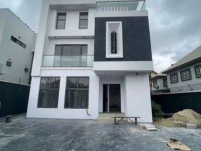 5 Bedroom Fully Detached House — Ikoyi, Lagos