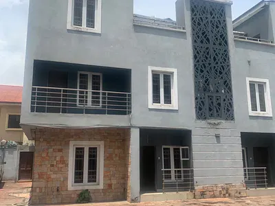 4 Bedroom Terrace — Behind Maryland Mall, Anthony, Maryland, Lagos