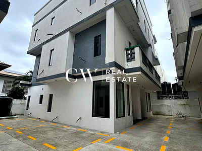 4 Bedroom Apartment with BQ — Lekki Phase 1, Lekki, Lagos