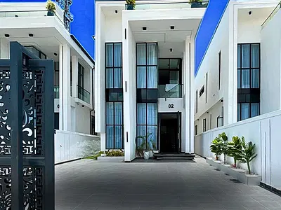 5 Bedroom Detached Duplex — Lekki, Lagos