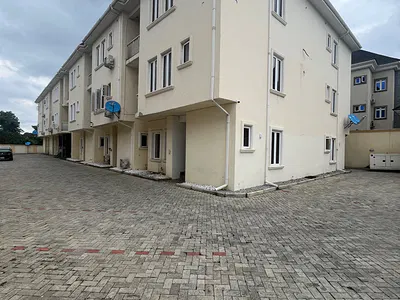 Beautiful 4 Bedroom Terrace Duplex — Guzape Main, Guzape District, Abuja