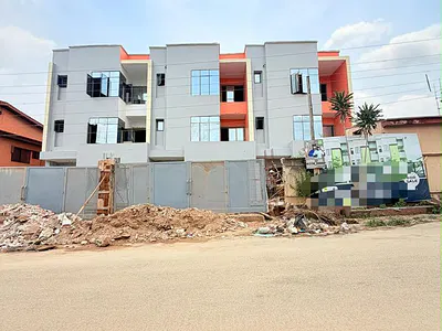 Lovely Built 4 Bedroom Terrace Duplex with BQ — Maryland, Lagos