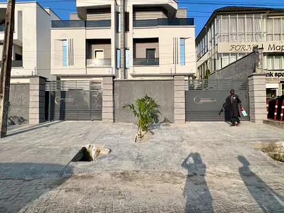 4 Bedroom House — Off Admiralty Way, Lekki Phase 1, Lekki, Lagos