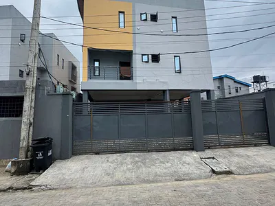 Exquisite 1 Bedroom Apartment — Ologolo, Lekki, Lagos