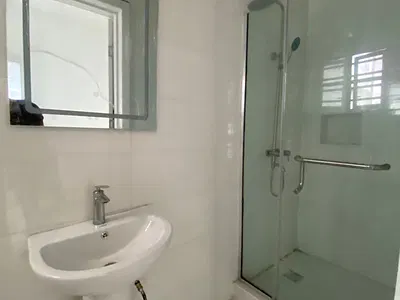 4 Bedroom Fully Detached with Pool Self Serviced — Lekki, Lagos