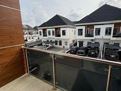 Masters with Open Lounge Space — Lekki, Lagos
