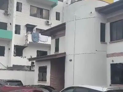 5 Bedroom Detached House, Pool, 2 Rooms Guest Charle and 3 Rooms BQ — Ikoyi, Lagos