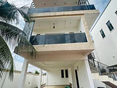 State of the Art 6 Bedroom Fully Detached Duplex with BQ — Magodo, Lagos