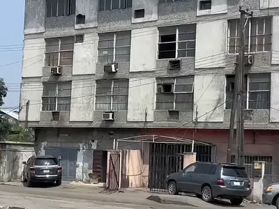 30 Rooms Hotel for Sales — Ikeja GRA, Ikeja, Lagos
