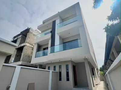 Contemporary 5-Bedroom Semi-Detached House with Self-Contained BQ — Lekki, Lagos
