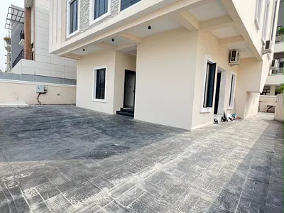 Architecturally Designed 5 Bedroom Fully Detached Duplex — Lekki, Lagos