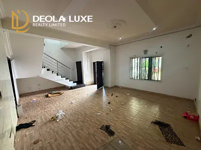 Spacious 3-Bedroom Terraced Duplex with BQ in a Fully Serviced Estate — Lekki, Lagos