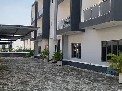 Luxury 4 Bedroom Terraced Duplex with Excellent Finishing — Jahi District, Jahi, Abuja