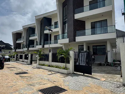 Spacious 5 Bedroom Duplex with a BQ, Pool & Cinema — Orchid Road, Lekki Phase 2, Lekki, Lagos