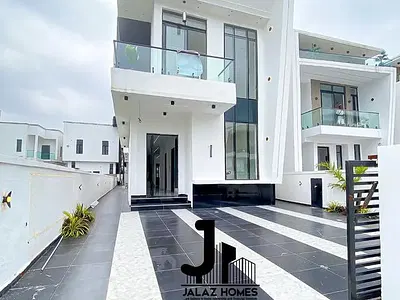 Contemporary 5 Bedroom Fully Detached — Lekki, Lagos