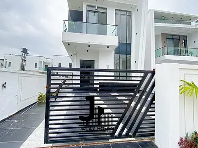 Contemporary 5 Bedroom Fully Detached Duplex — Ajah, Lagos