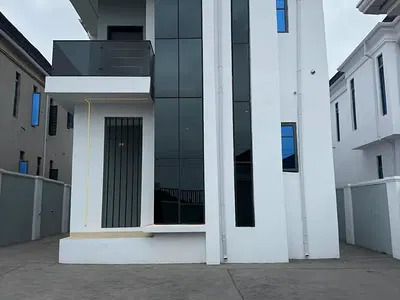Exquisite 4-Bedroom Duplexes with Modern Facilities. — Ibadan, Oyo