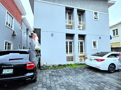 Well Maintained 3-Bedroom Apartment — Lekki Right, U3 Estate, Lekki Phase 1, Lekki, Lagos