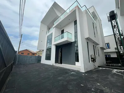 5 Bedroom Detached Duplex — Lekki, Lagos