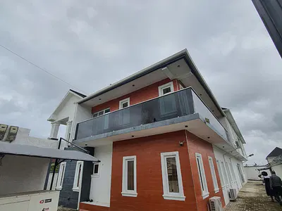 Lovely 2 Bedroom Apartment in a Serene Location — Meadow Hall Estate. Ogombo Ajah, Lagos, Ajah, Lagos