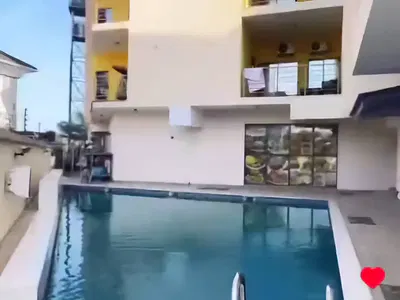 Beautiful Furnished 2 Bedroom Apartment with Pool, PS5, Gym&snooker — Lekki, Lagos
