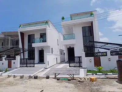 Lovely 5 Bedroom Fully Detached Duplex Pool — Ajah, Lagos